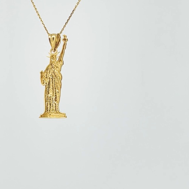 Amazon.com: 10k Yellow Gold Flame Statue Of Liberty New York in