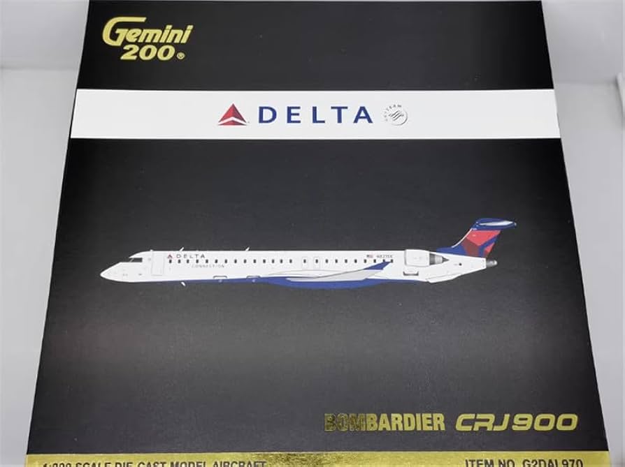 Amazon.com: Geminijets for Delta for BOMBARDIER CRJ900 N821SK 1