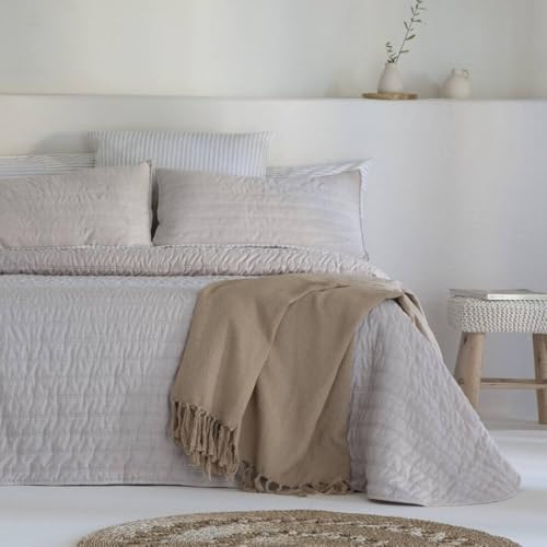 Genérico Stilia Colcha Bouti Linen, Beige Efecto Lino, 100% Poliéster, Relleno Ligero 120 g/m², Incluye Funda de Cuadrante 50x70 cm (90 cm)