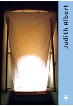 Paperback Judith Albert [French] Book