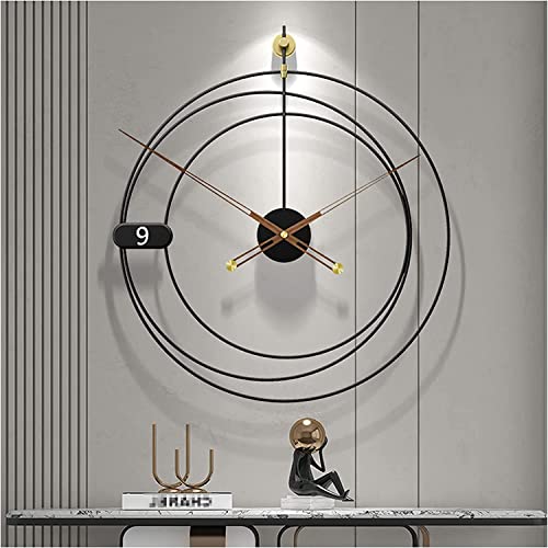 Horloge murale en métal moderne pour sublimer la décoration murale d'un salon