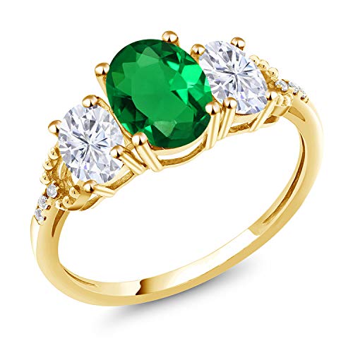 Gem Stone King 10K Yellow Gold Green Simulated Emerald White Moissanite and Diamond Accent 3-Stone Ring For Women | 1.79 Cttw | Oval 8X6MM and 6X4MM | Available In Size 5-9.5