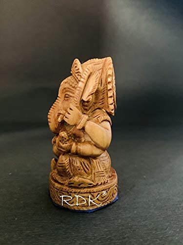 Image of RDK Handpainted Green Aventurine Ganesh Idol, Natural Healing Stone Ganpati Murti, Compact Size for Home Temple, Office Desk & Car Dashboard, Spiritual Vaastu Decor & Festive Gift