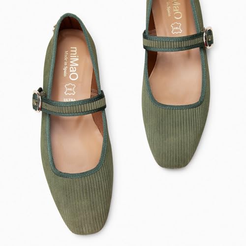 Zapatos planos miMaO en piel de serraje artesanal hecha en España 2