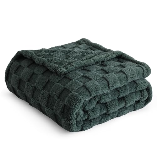 Image of Bedsure Mallard Green Throw Blanket for Couch - Super Soft Cozy Blankets for Women, Cute Small Fleece Throws for Girls, 50x60 Inches