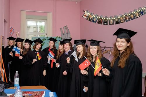 Image of 2026 Graduation Decorations 4x6 Graduation Photo Banner with LED Lights String K-12 Party Photo Display for Class of 2026 Picture Banner for High School Senior Party Supplies K025