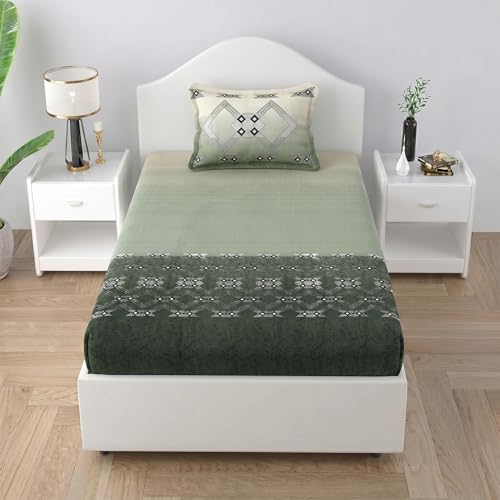 Image of Mafatlal 186 TC Autumn Delight Graceful Pure Cotton Single Flatsheet (60 x 90 Inch) | Breathable Summer Comfort | Wrinkle-Free Floral Bedsheet with 1 Pillow Cover, Luxe Green
