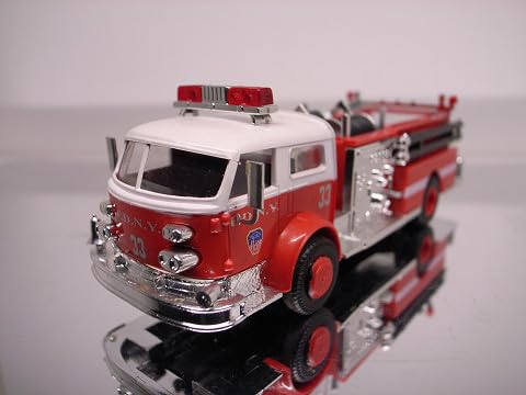Amazon.co.jp: BUSCH/Bush 1/87 No. 49925 New York Fire Department