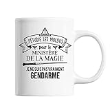 Dimensions du mug : hauteur 95 mm, diamètre 82 mm, format standard compatible avec la majorité des machines à café.