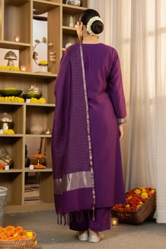 Image of Klosia Women Embroidery Solid Straight Kurta and Pant Set with Dupatta