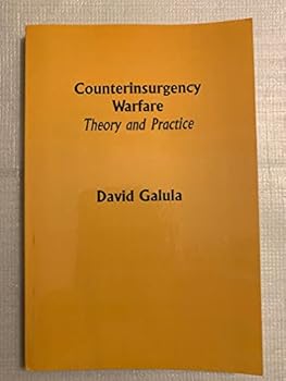 Paperback Counterinsurgency Warfare: Theory and Practice Book