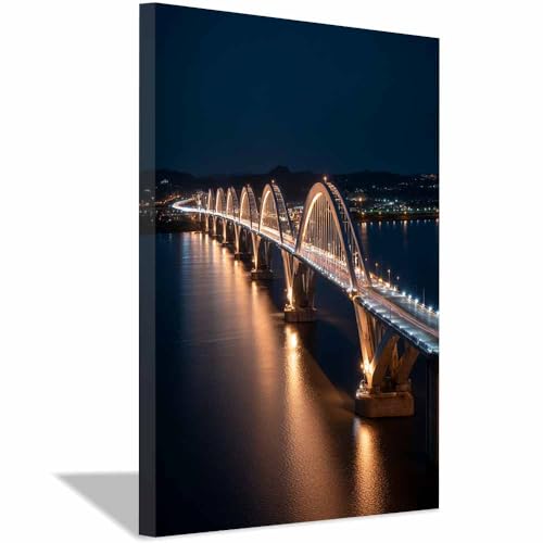 Pont à arches multiples CUDAOO pour illuminer un mur sombre et moderniser un salon blanc