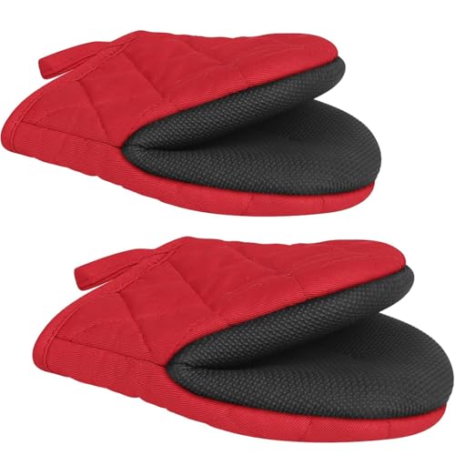1 Pair Short Oven Mitts, Heat Resistant Silicone Kitchen Mini Mitts for 500 Degrees, with Non-Slip Grip Surfaces and Hanging Loop, Oven Gloves for Grilling Barbecue Microwave Machine (Red)