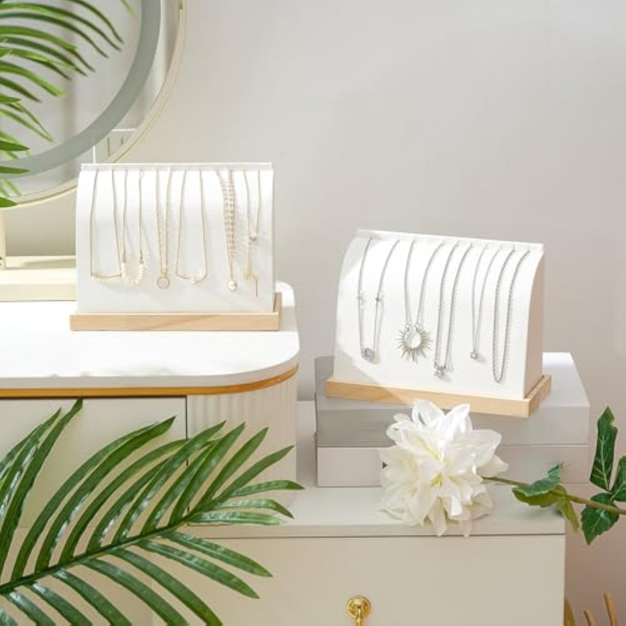 2 Pieces Cambered Wooden Necklace Display Stand
