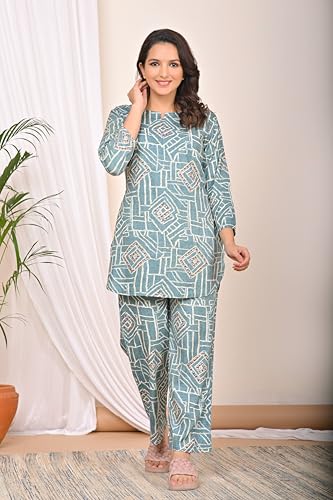 Image of Amazon Brand - Tavasya Women Cotton- Rayon Printed Kurti with Pant Co-Ord Set | Soft Comfortable Straight Fit Ethnic Kurta Set | 3 /4 Sleeves V-Neck Daily, Office & Casual Wear