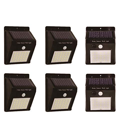 Lumière solaire ménage pour illuminer vos soirées sur la terrasse et le jardin
