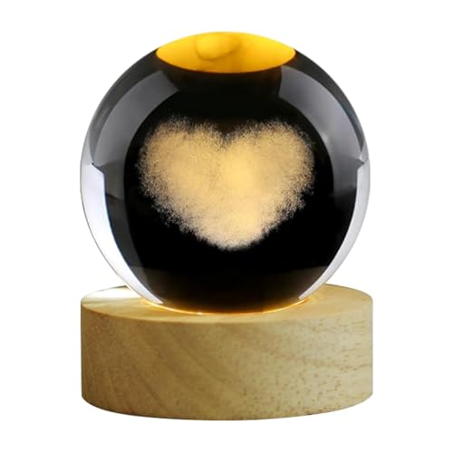 ハートの彫刻がガラスボールを照らす常夜灯 ユーザーフレンドリーな LED デスクランプ 木製スタンド付き ホームルームの雰囲気に 光るクリスタルボールナイトライト