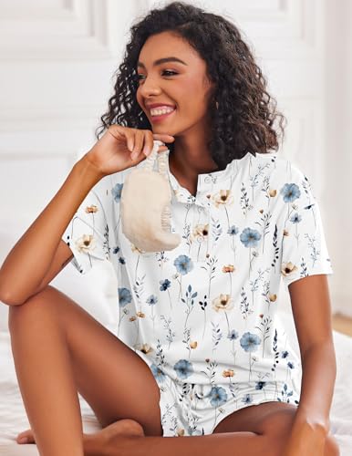 Image of Ekouaer Pajamas Set for Women Short Sleeve Lounge Set 2 Piece Loungewear PJs Soft Cute Lightweight Sleepwear