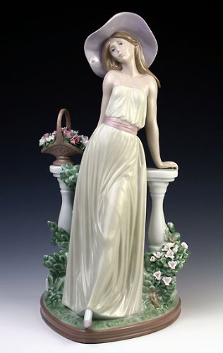 Amazon.co.jp: リヤドロ(Lladro) 乙女 輝く時 #5378 : ホーム＆キッチン