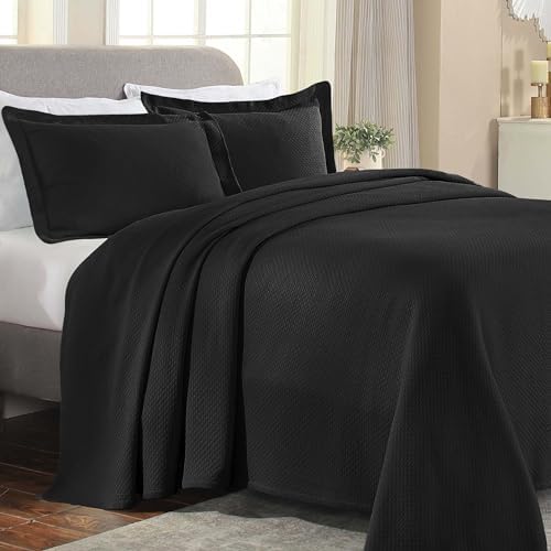 Superior Oversized Premium Bedspread Set, Diamond Solitaire Jacquard Design, Soft, Breathable, All-Season, Matching Pillow Shams, Lightweight and Cozy Bedding, King, Coral