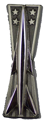 USAF BASIC MISSILEMAN BADGE LAPEL PIN OR HAT PIN - Size 1-3/4