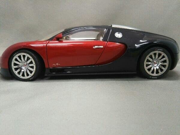 1/18 ブガティEBベイロン AUTOart (オートアート)モデルカー1/18ブガッティ EB 16.4