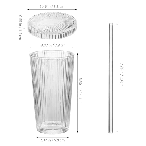 Vaso de vidrio con pajita de diseño estriado elegante 3