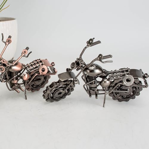 Hierro de motocicleta vintage en varios estilos artesanales con ruedas móviles 4