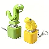 【Matériau】Ce porte-clés lézard et grenouille est fabriqué en plastique de haute qualité, coloré et résistant. Sa surface lisse et sans bavures est incassable et indéformable, ce qui en fait le compagnon idéal pour les longues attentes.
