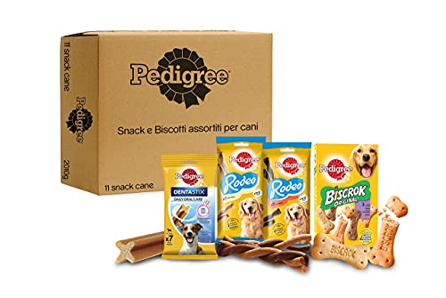 Prodotti adatti alle varie esigenze del cane, per curare la sua igiene orale, coccolarlo con un succulento snack o premiarlo con un biscotto