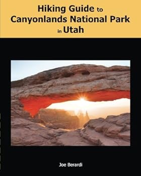 Paperback Hiking Guide to Canyonlands National Park in Utah Book
