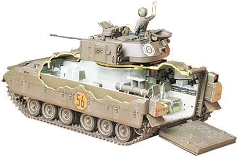 1/35 US M2 Bradley IFV