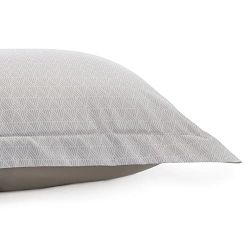 Image of AmazonBasics Microfiber Crosshatch Quilt /Duvet /Comforter Cover Set with 2 Pillow Covers (Queen, Grey) - 3 Pieces
