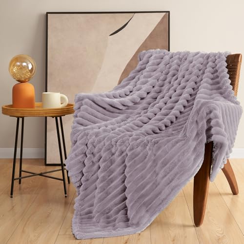 WAVVE Kuscheldecke 220x240 cm - Grauviolett - Weiche Flanell Fleecedecke, Sofadecke & Couchdecke, Warme Korddecke für Wohnzimmer Deko… – Ansicht 7