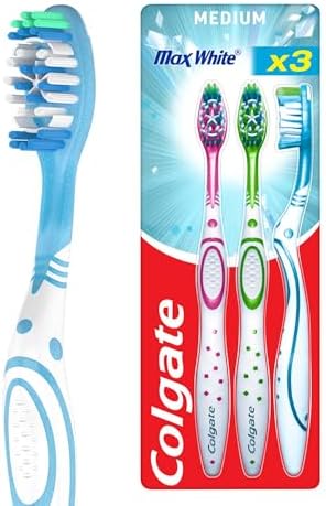 Cepillo de dientes Colgate Max White, paquete de tres unidades (t...