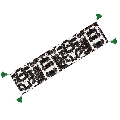 Chemin de table teckel pour une décoration de table de Noël rustique