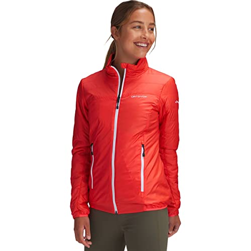 What to Look For in a Women's Lightweight Hiking Jacket
