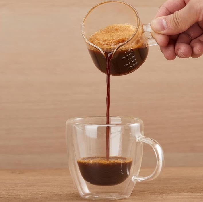 Vaso medidor de vidrio 2.5oz con pico y asa miniatura 4