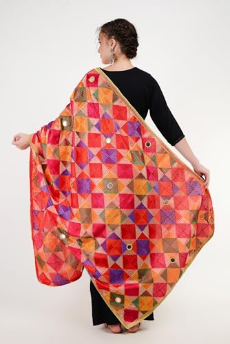 Phulkari Dupattas for Womens Hand Embroidered in Amritsar Punjabi Mirrors Fulkari Design4