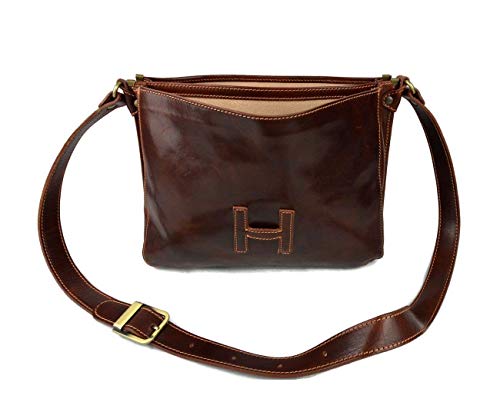 Sac postier en cuir marron idéal pour vos trajets urbains