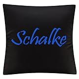 An unserem Standort in Sonsbeck bedrucken wir: T-Shirts, Poloshirts, Sweatshirts, Hoodies, Jacken, Kappen, Unterwäsche, Schürzen, Kissen, Taschen, Rucksäcke und vieles mehr…