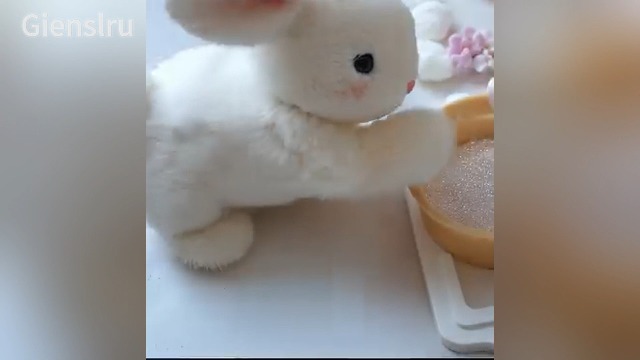 Lapin Interactif Réaliste - Peluche Qui Saute Et Tremble, Alimentation