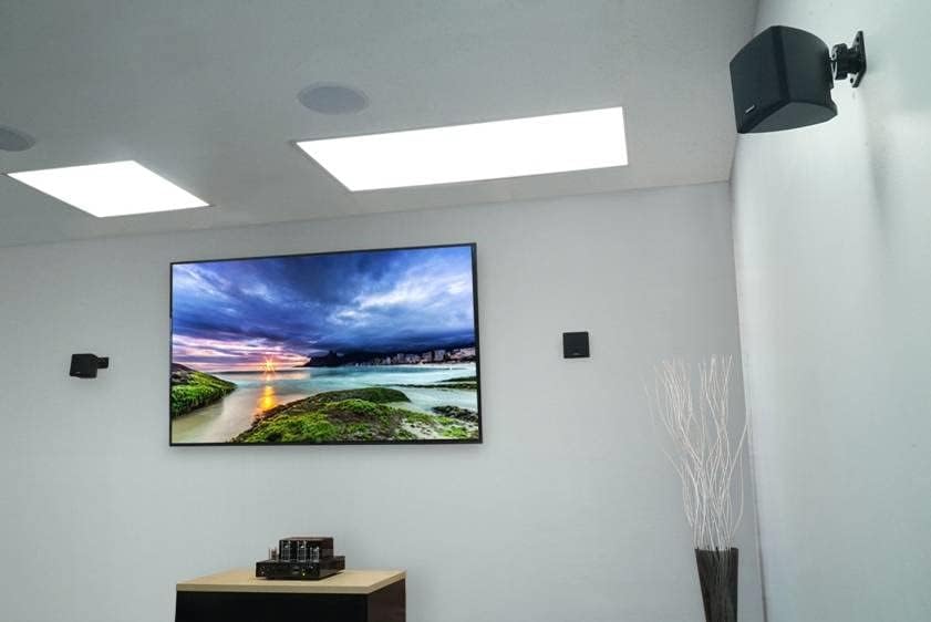 Miniatura 8 de Rockville Par de altavoces de pared de cine en casa de 8,9 cm, color negro, 30W RMS, 8 ohmios, parrillas giratorias de 360 grados, audio de 2 vías,