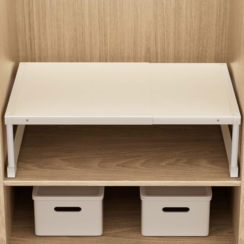 Étagère de placard réglable et modulable pour optimiser le rangement de la maison
