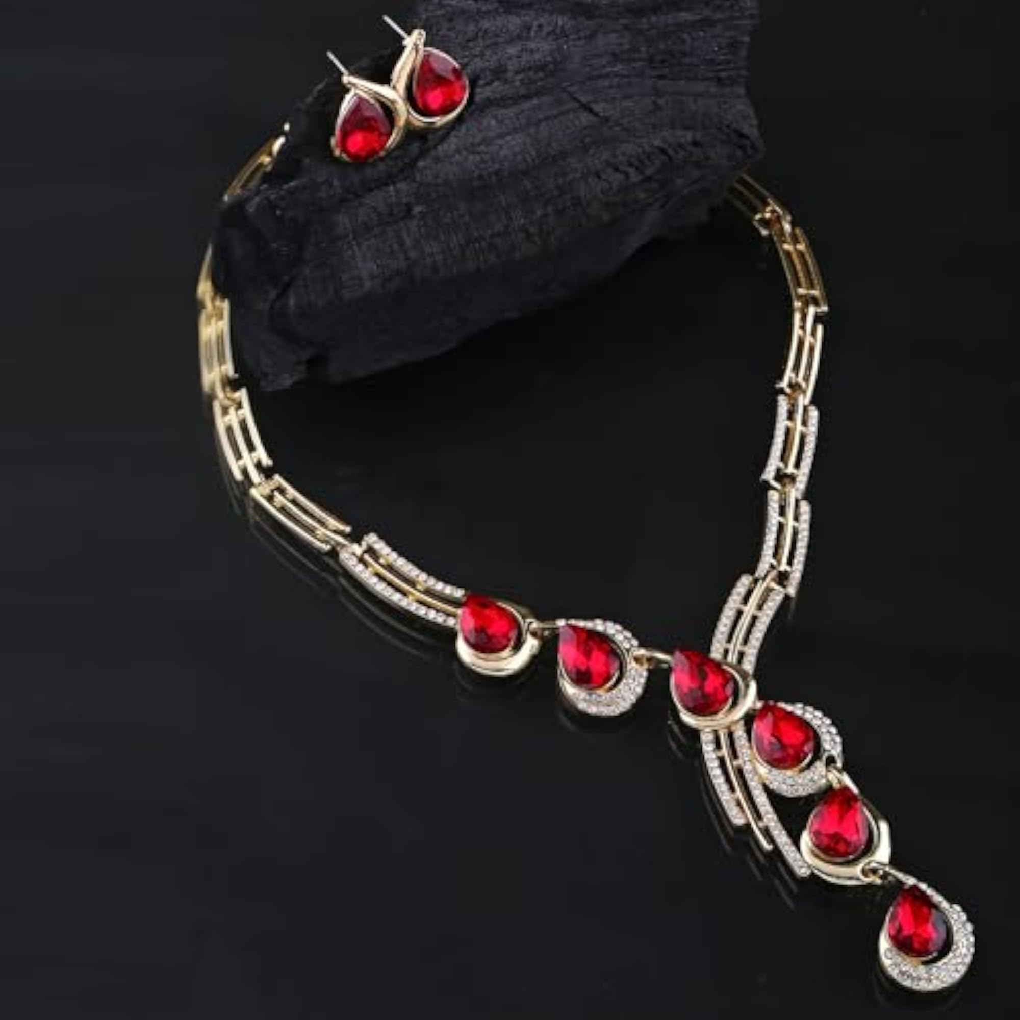 Chic Crystal Necklace Set for Women