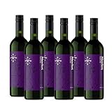 rotwein kalorien glas Ein halbtrockener Rotwein aus den Weinbergen Kaliforniens, USA