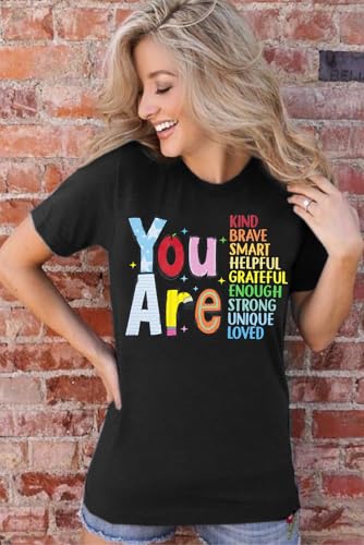 Teacher Shirts Be Kind Tshirt Women First Day of School Shirt Back to School Tees Motivation Crewneck Tee Tops4