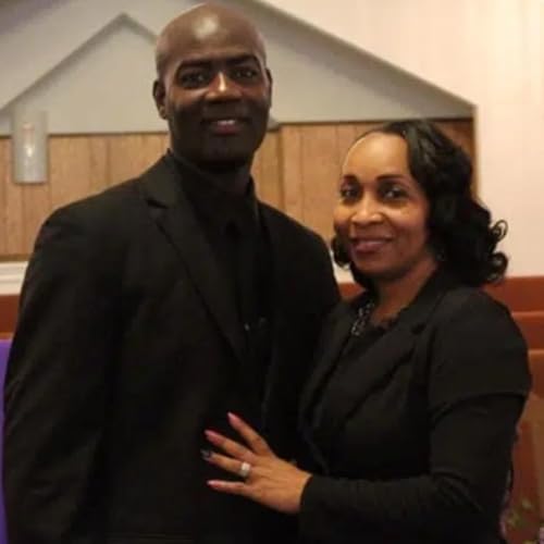 Pastor Porkchop Rickey Scott & Wife Confronted By Pregnant Side Chick During Church Service! Podcast Por  arte de portada