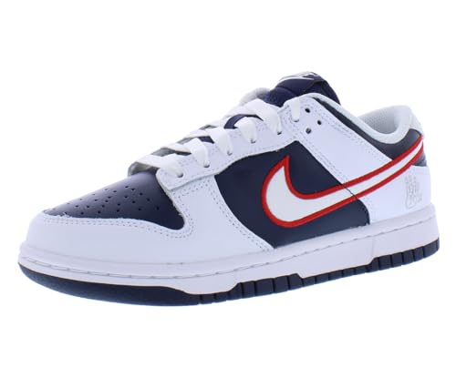 Image of Nike Dunk Low SE Women's Trainers