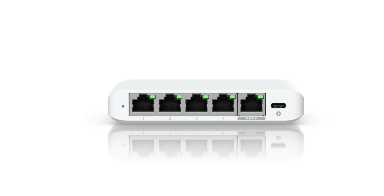Switch Managed Layer 3 24 Porte Gigabit Poe+ 4 SFP+ 10G 370W